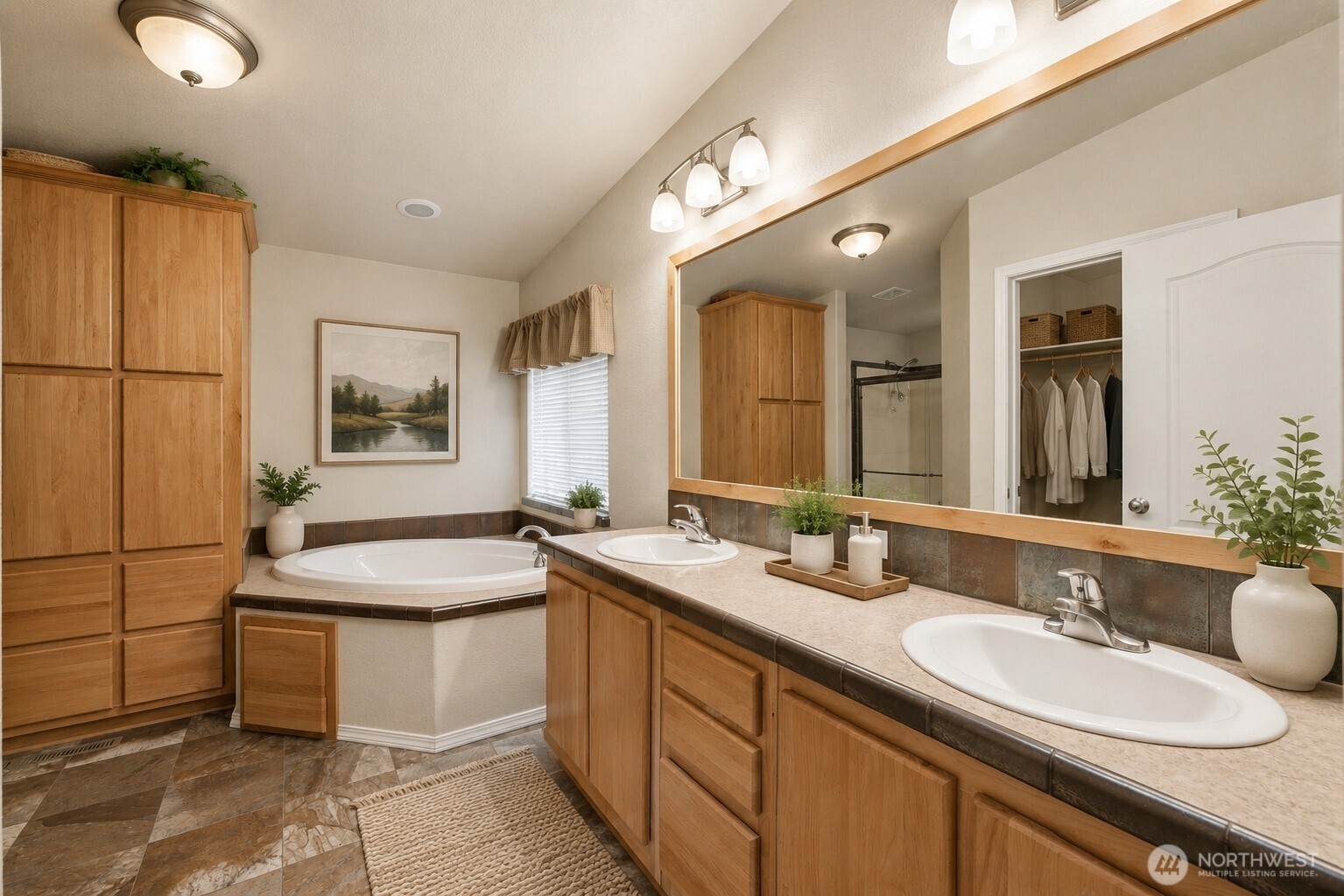 434 John Jacobs Road , Port Angeles, WA 98362