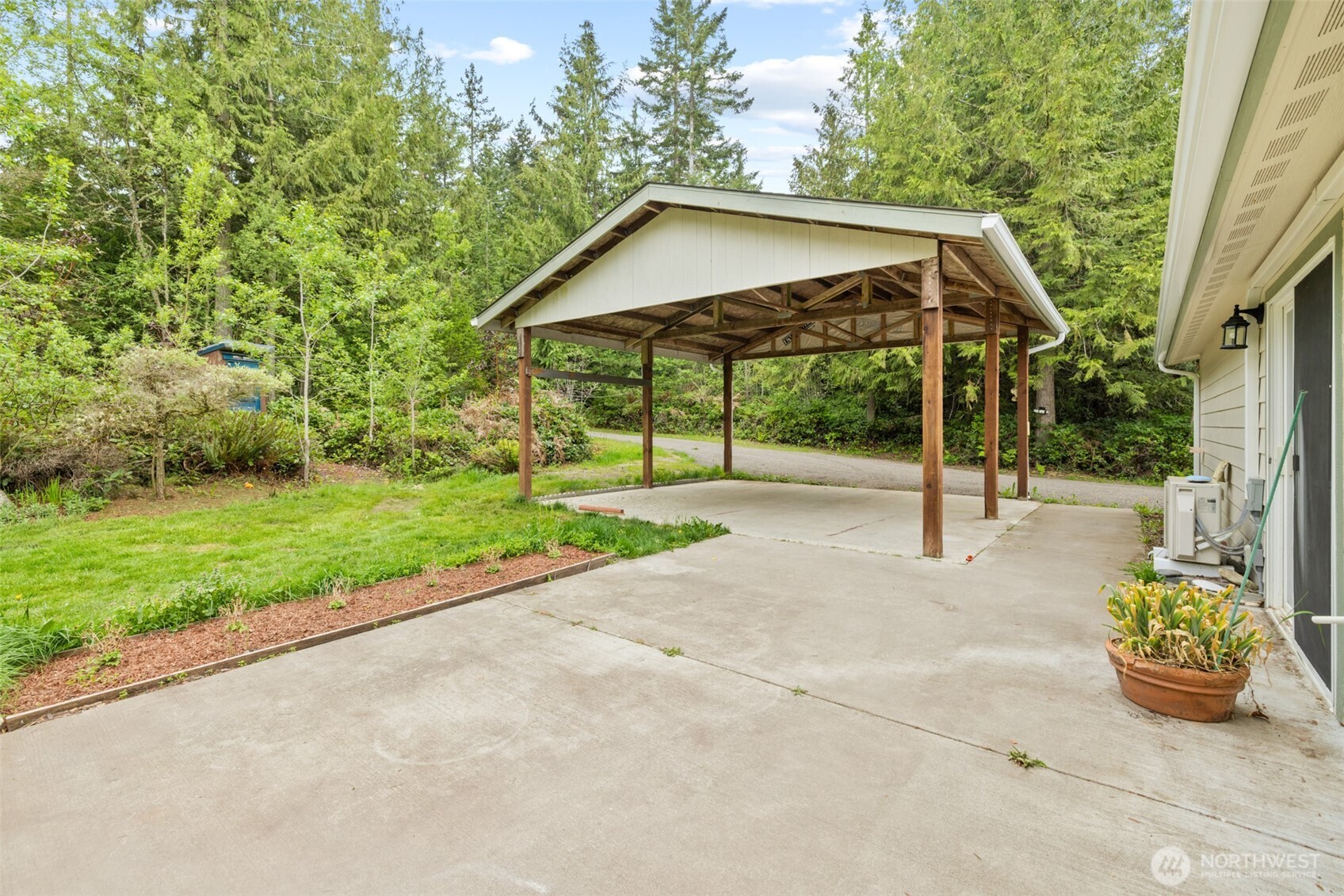 434 John Jacobs Road , Port Angeles, WA 98362