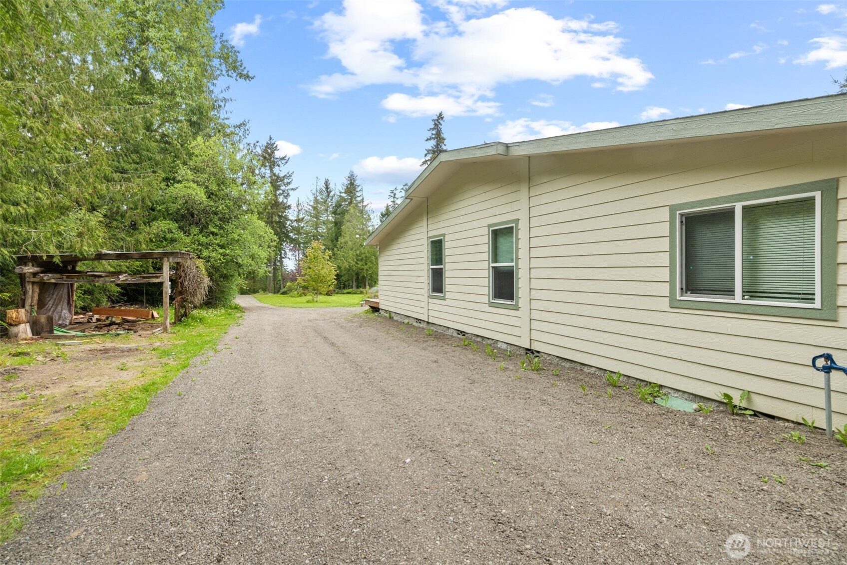 434 John Jacobs Road , Port Angeles, WA 98362