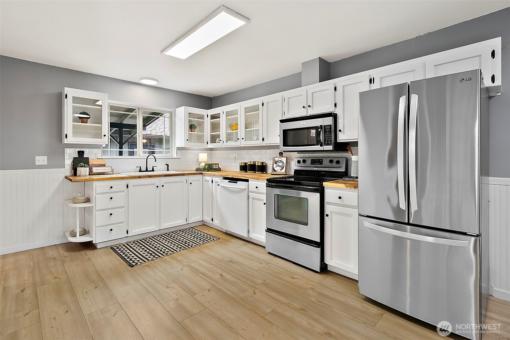 6234 S Stevens Street , Tacoma, WA 98409