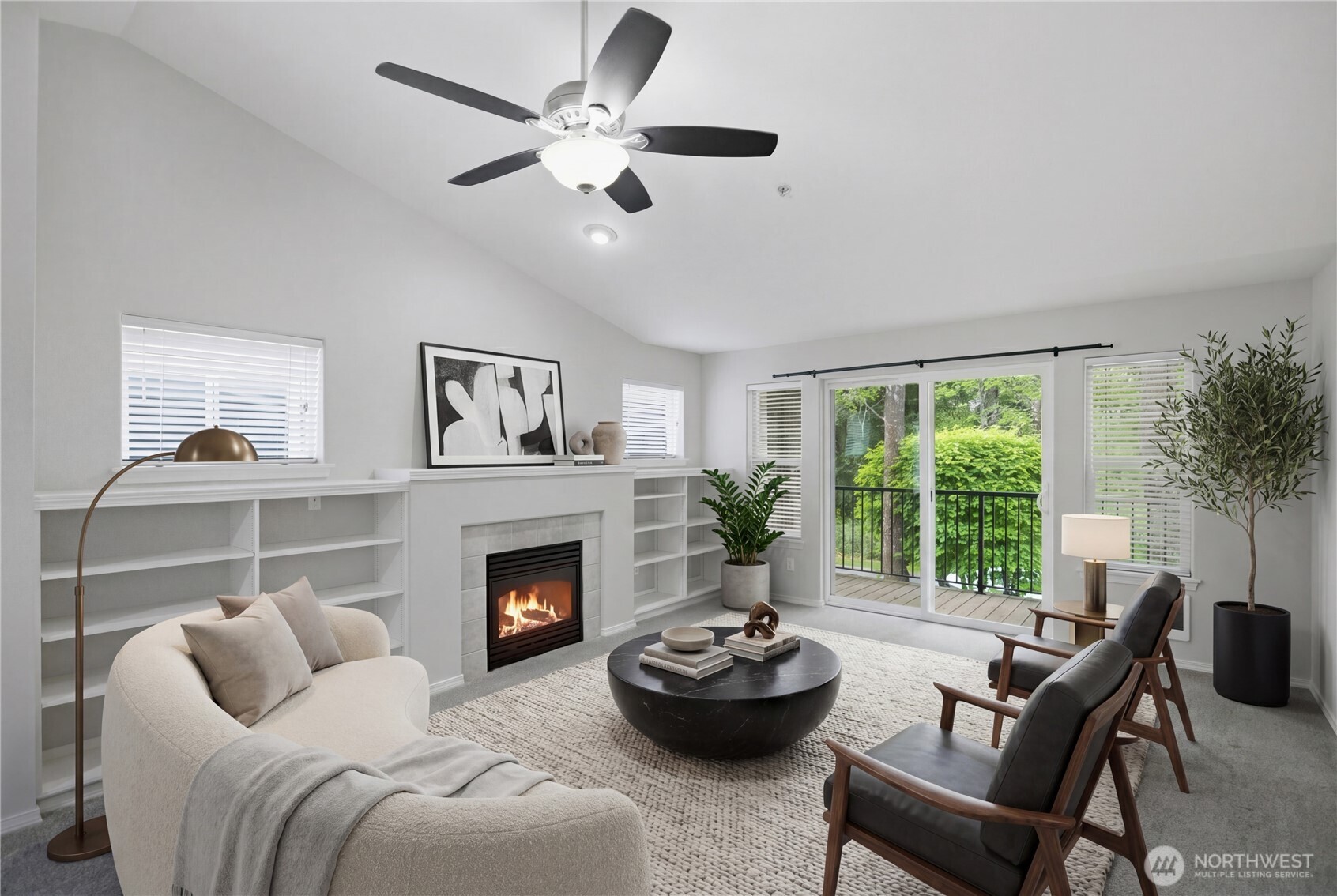 2131 Hammond Ave #D9, Dupont, WA 98327