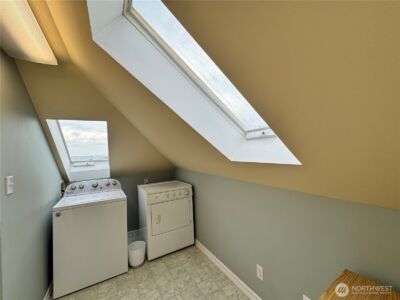 1215 Burwell Street , Bremerton, WA 98337 - Photo 12