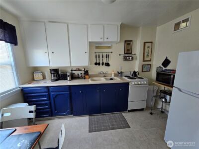 1215 Burwell Street , Bremerton, WA 98337 - Photo 15