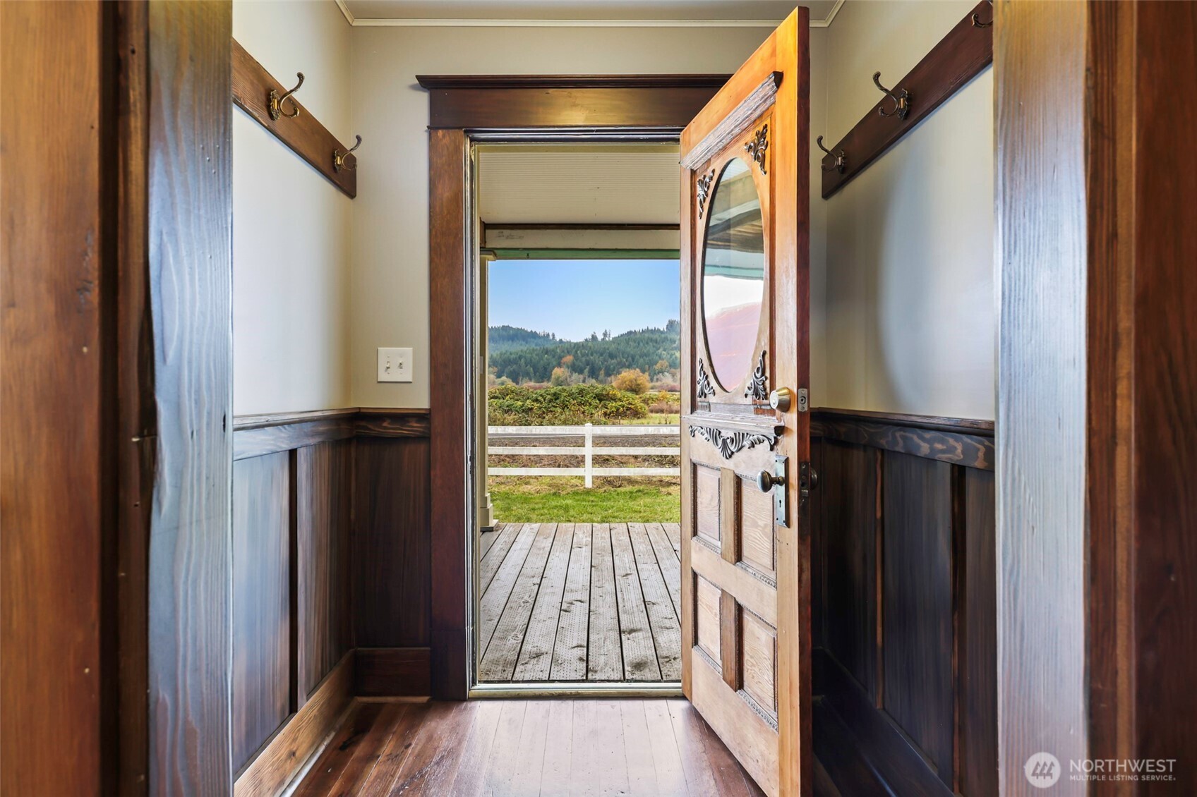 1604 Lincoln Creek Road , Rochester, WA 98579