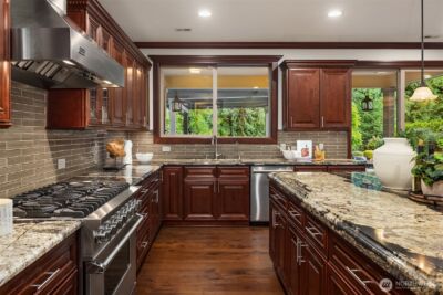 23420 SE 21st Court , Sammamish, WA 98075 - Photo 11