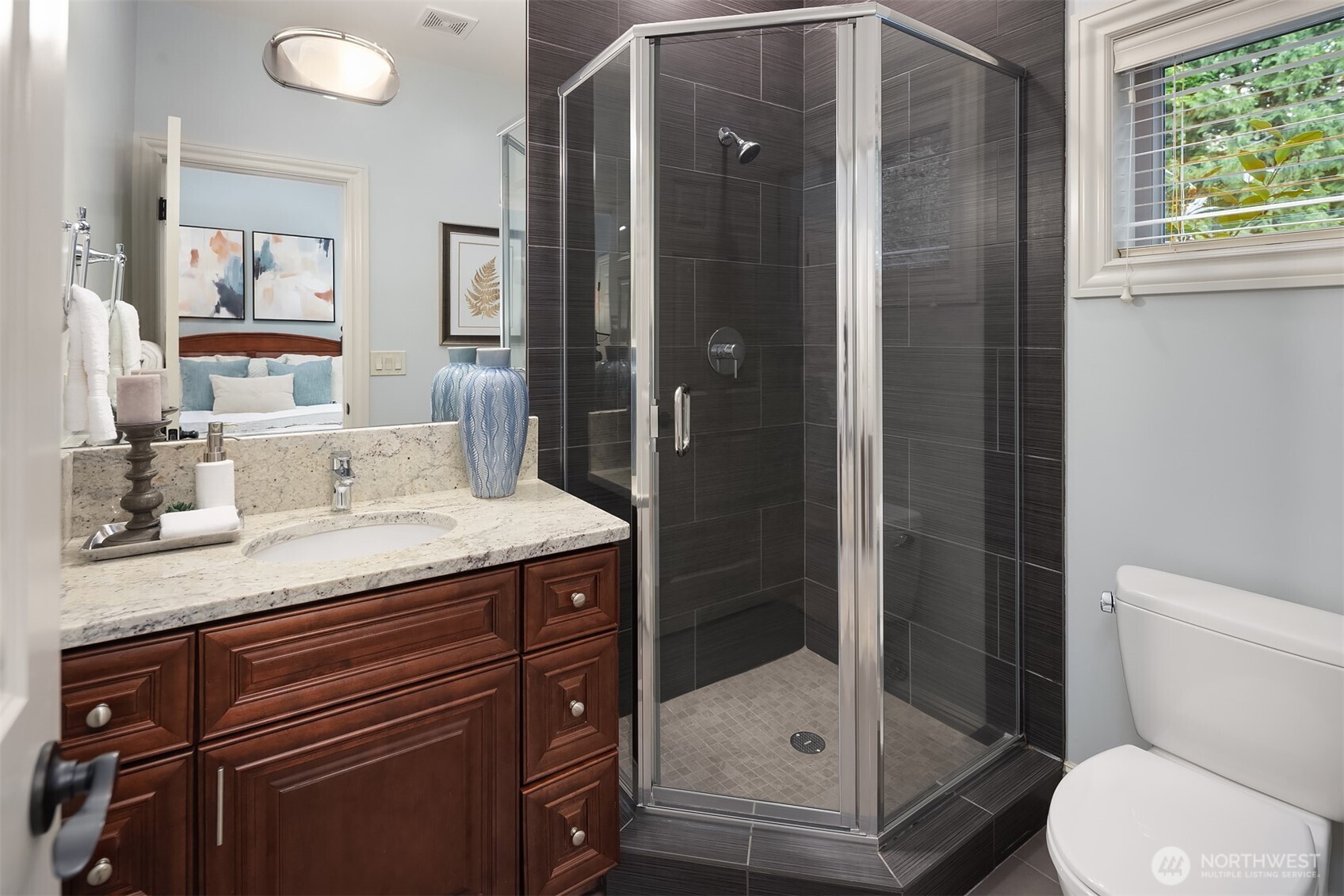 23420 SE 21st Court , Sammamish, WA 98075