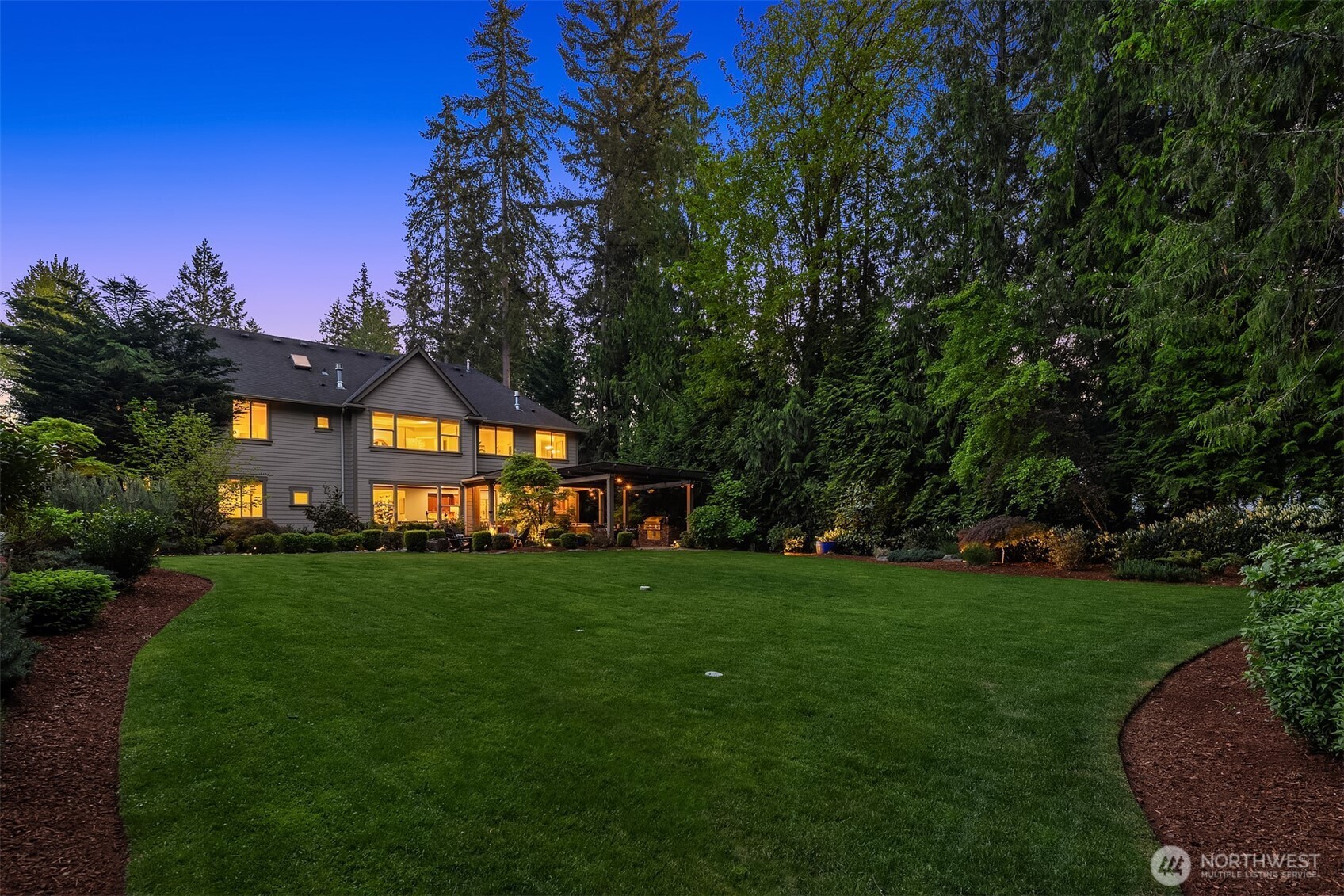23420 SE 21st Court , Sammamish, WA 98075