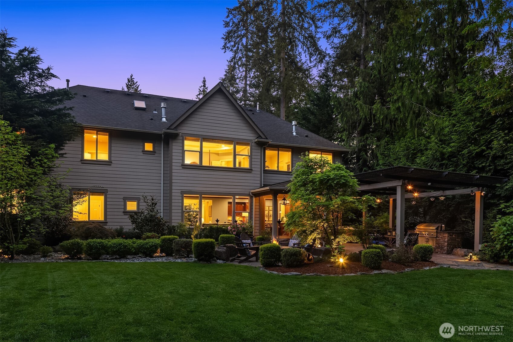 23420 SE 21st Court , Sammamish, WA 98075