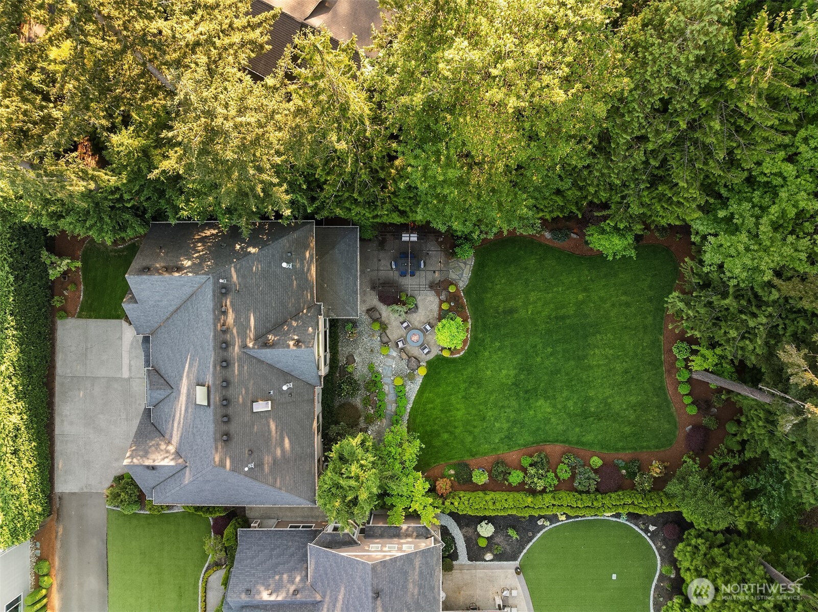 23420 SE 21st Court , Sammamish, WA 98075