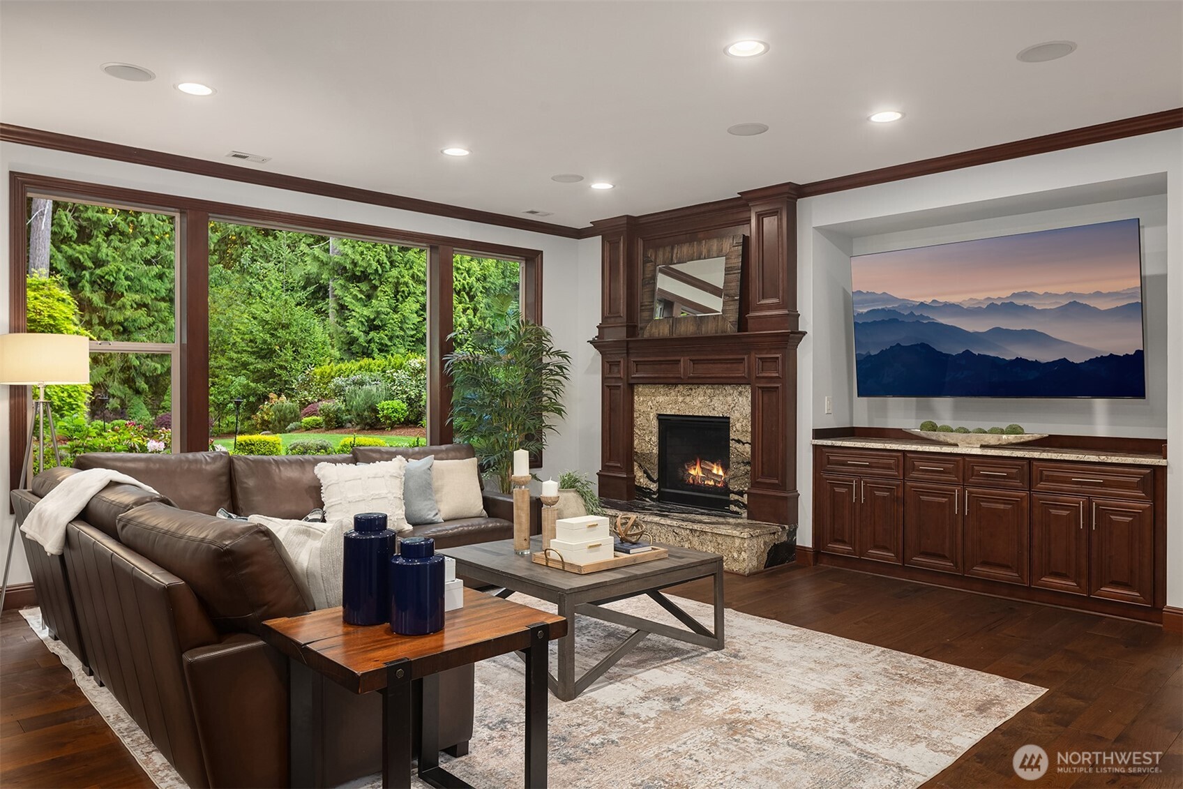 23420 SE 21st Court , Sammamish, WA 98075