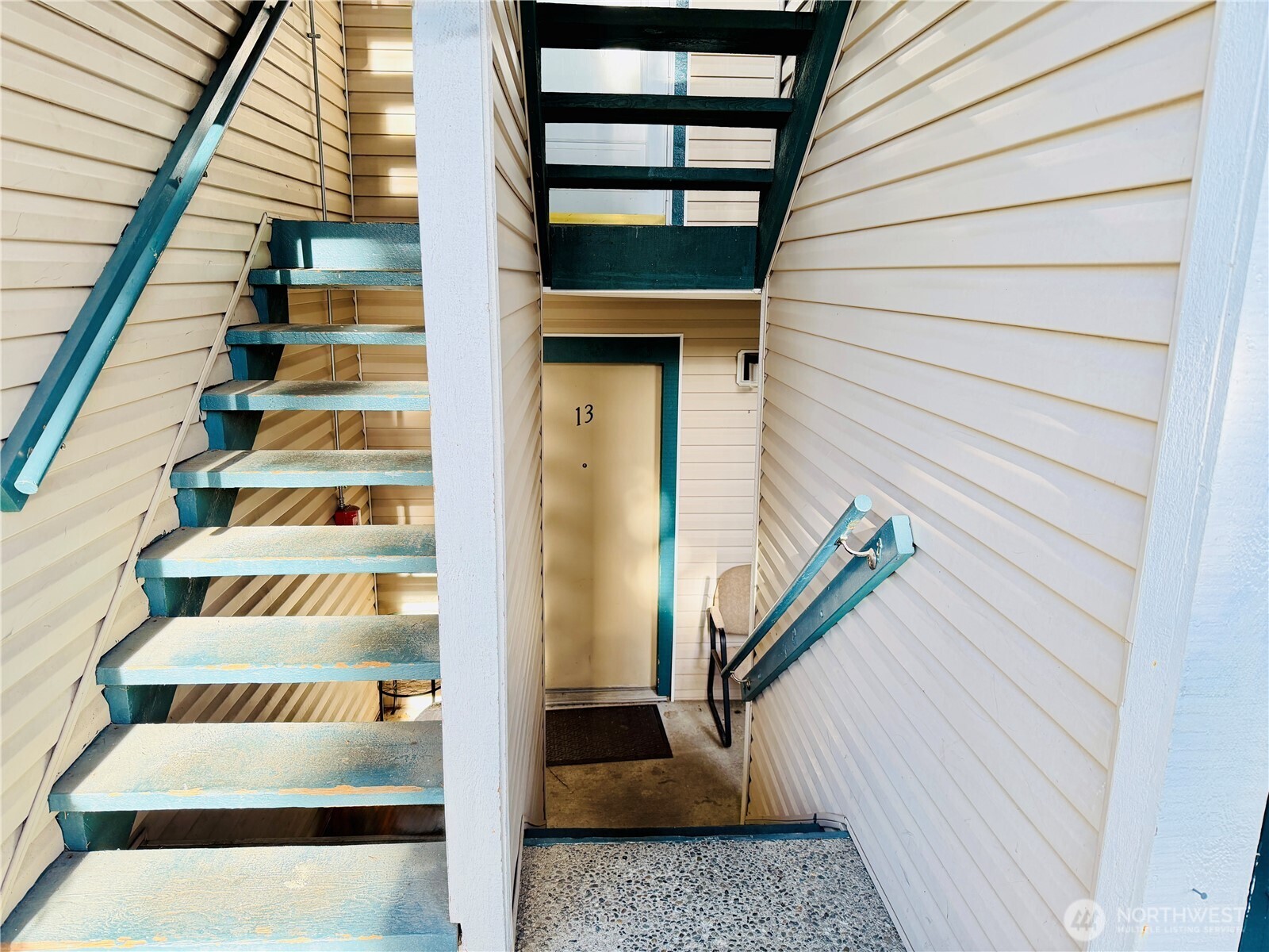 17431 Ambaum Boulevard S #B13, Seattle, WA 98148