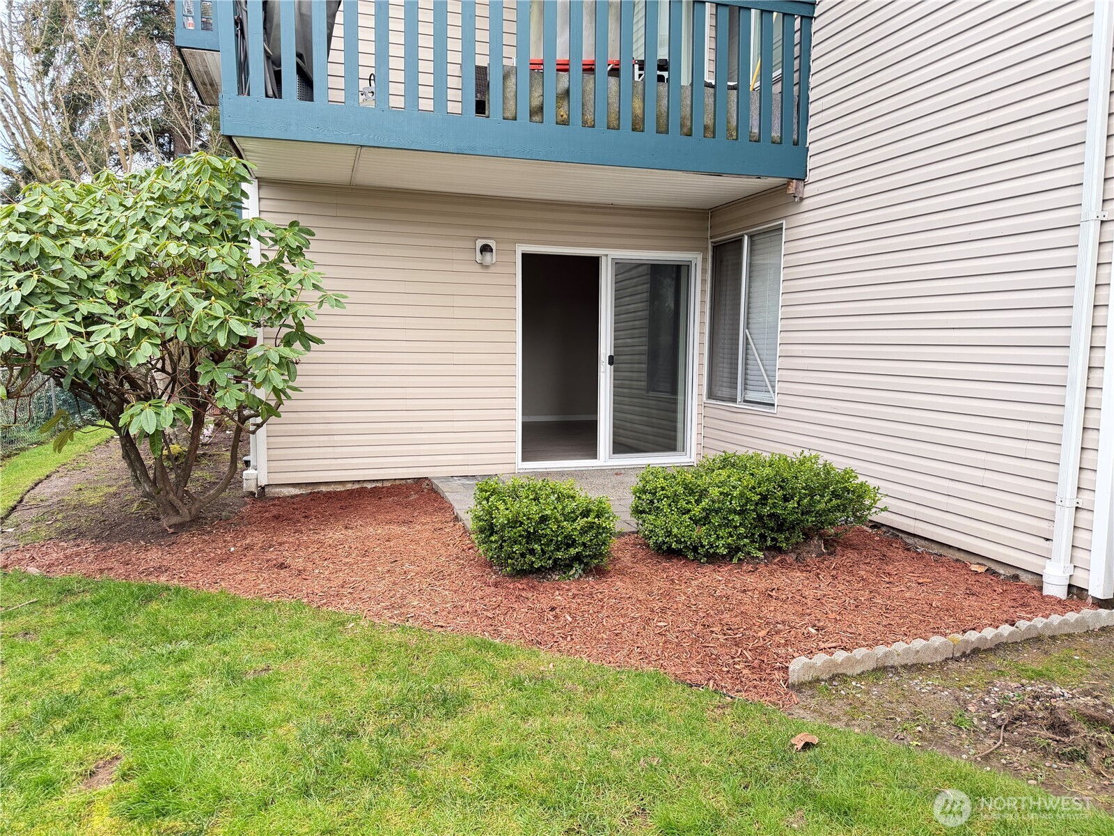 17431 Ambaum Boulevard S #B13, Seattle, WA 98148