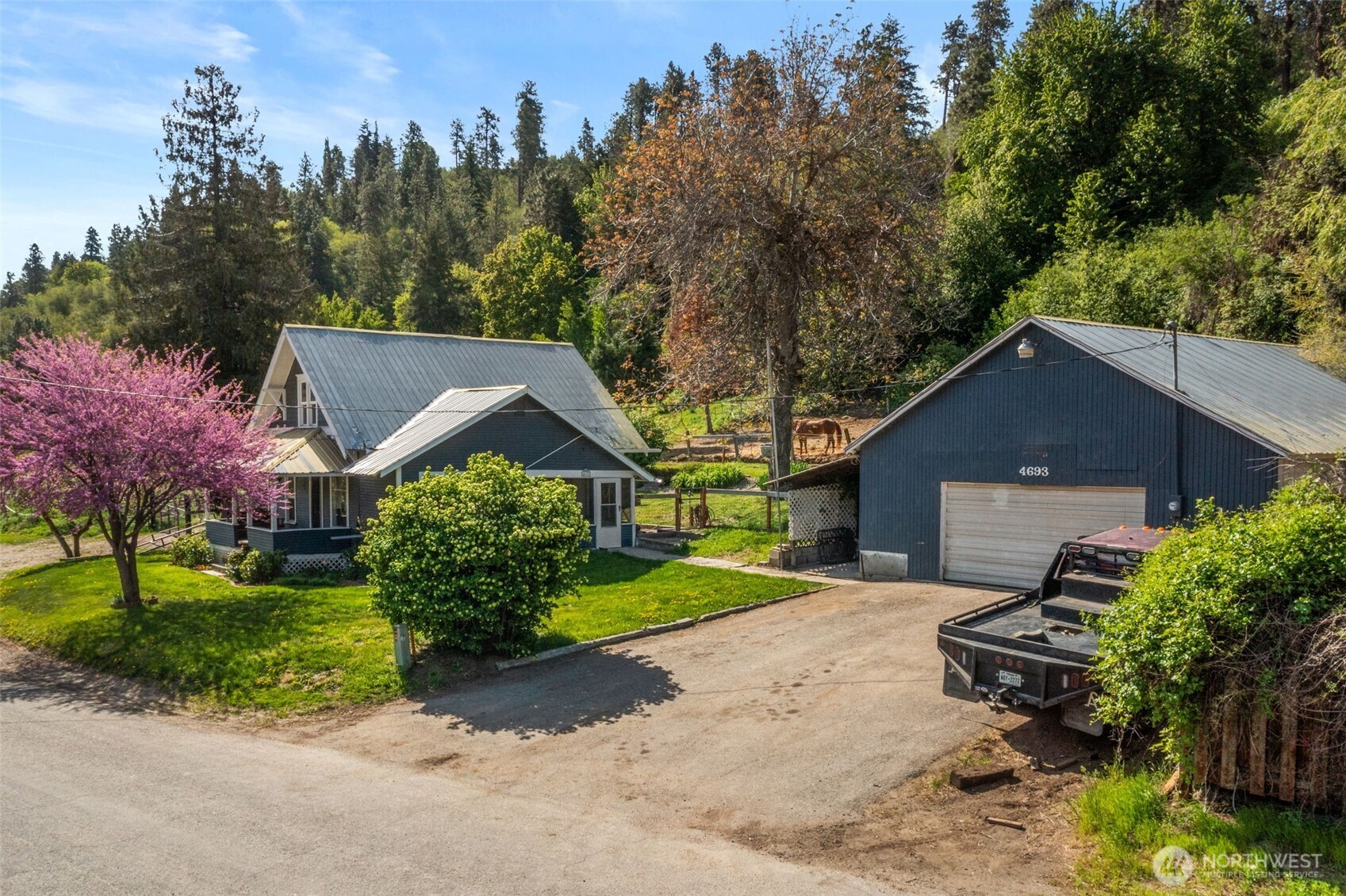 4693 Valley Street , Cashmere, WA 98815
