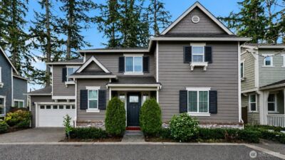 18726 43rd Drive SE, Bothell, WA 98012 - Photo 2