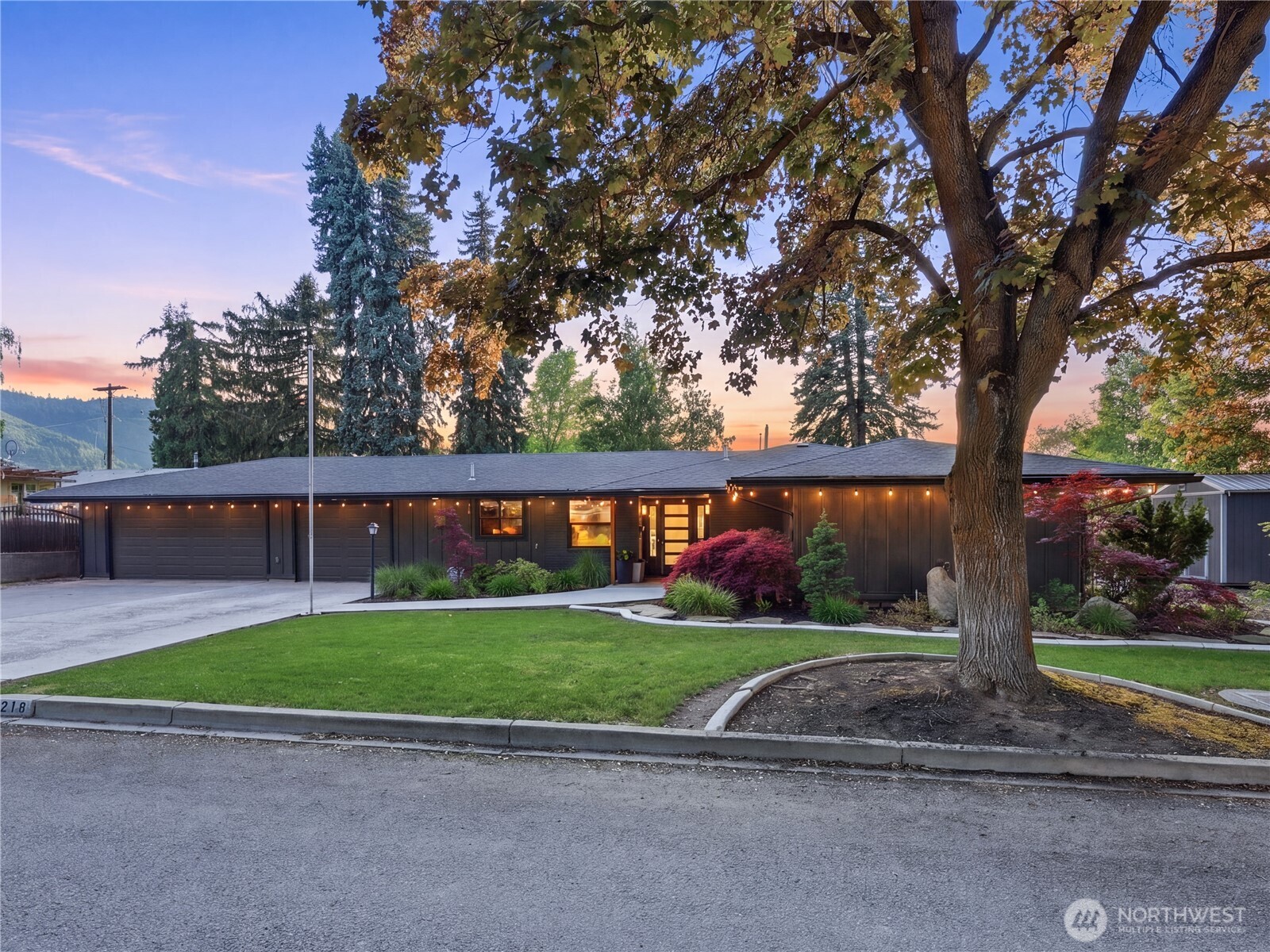 216 Paton Street , Cashmere, WA 98815