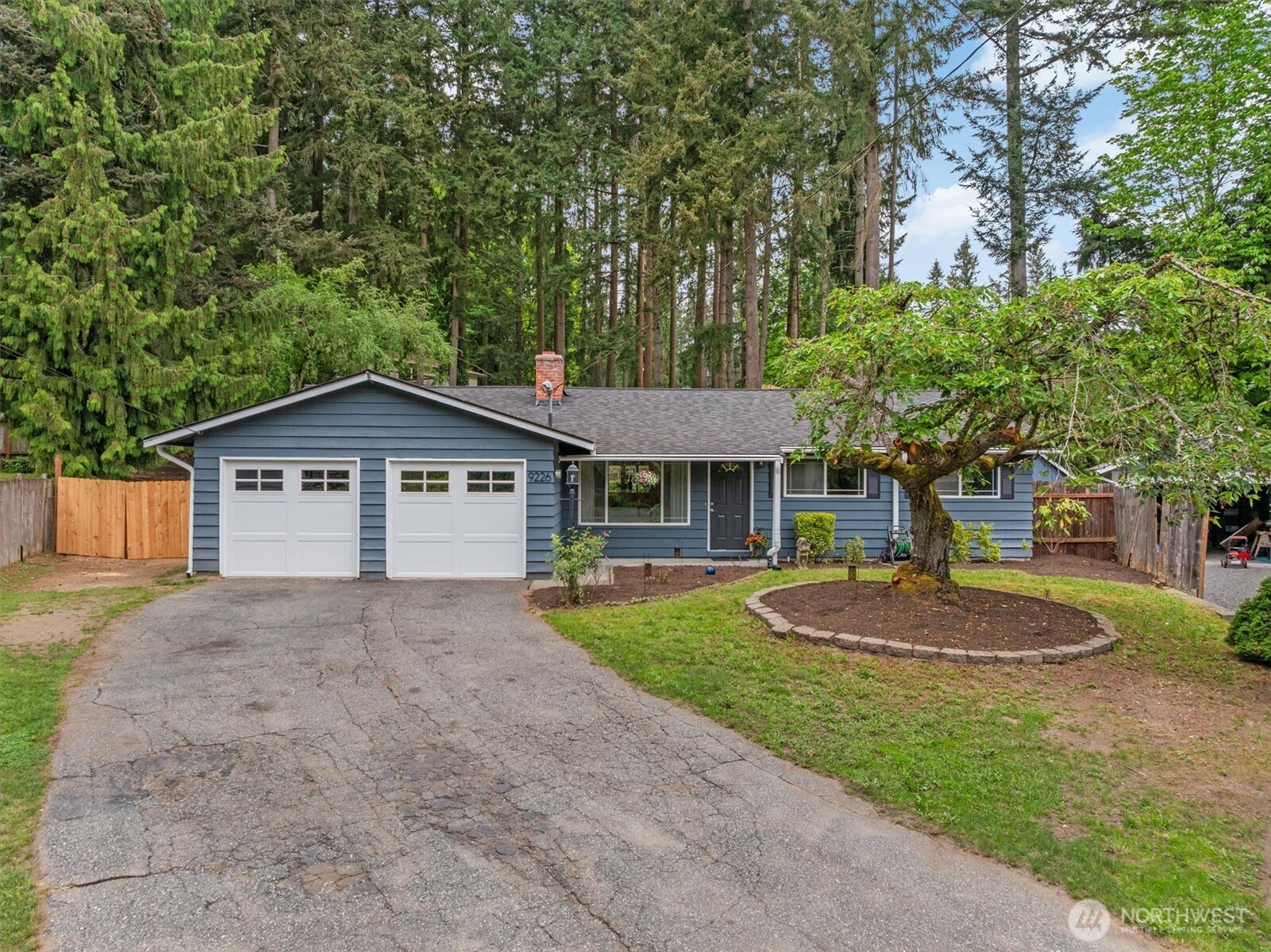 9226 NE 184th Place , Bothell, WA 98011