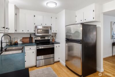 9226 NE 184th Place , Bothell, WA 98011 - Photo 12