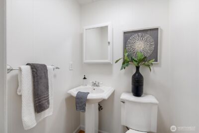 9226 NE 184th Place , Bothell, WA 98011 - Photo 15
