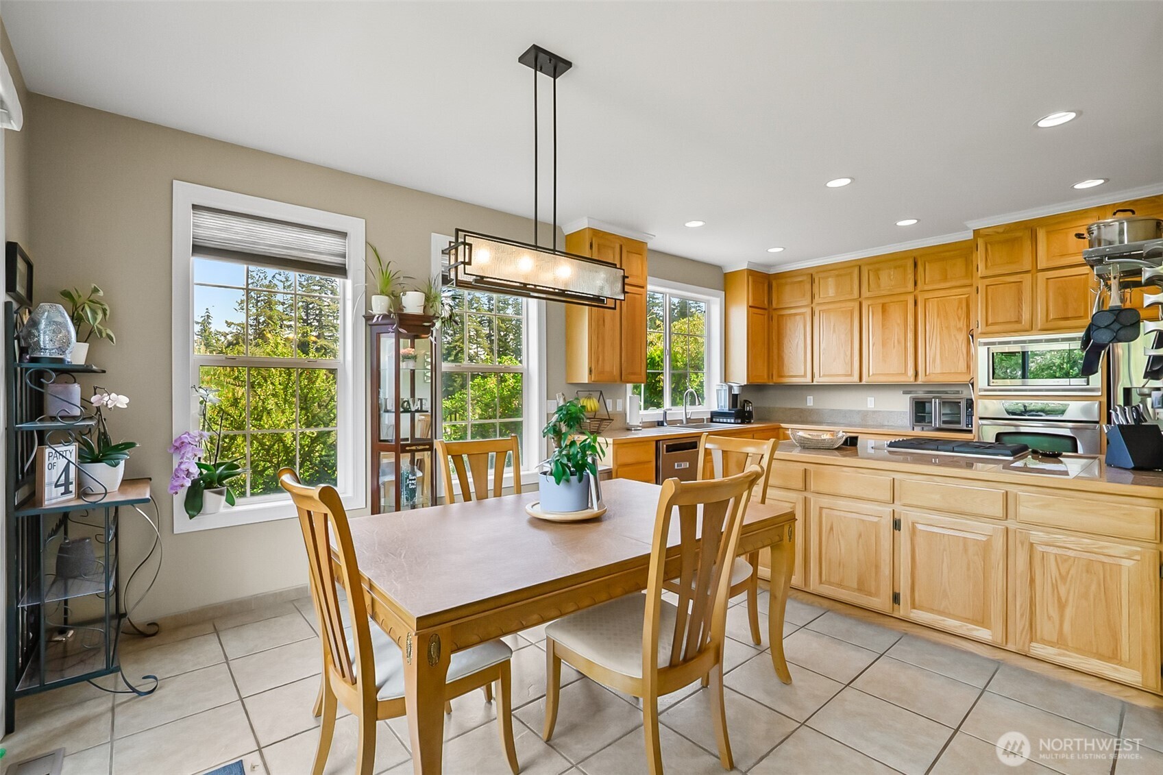 33 Zermatt Court , Camano Island, WA 98282