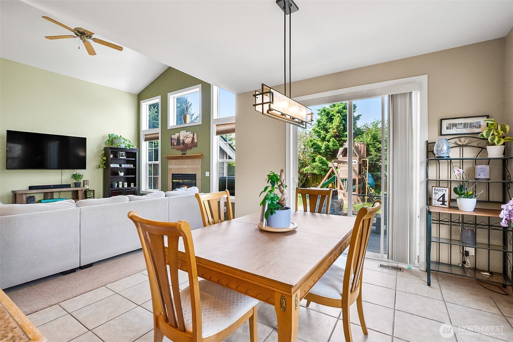 33 Zermatt Court , Camano Island, WA 98282