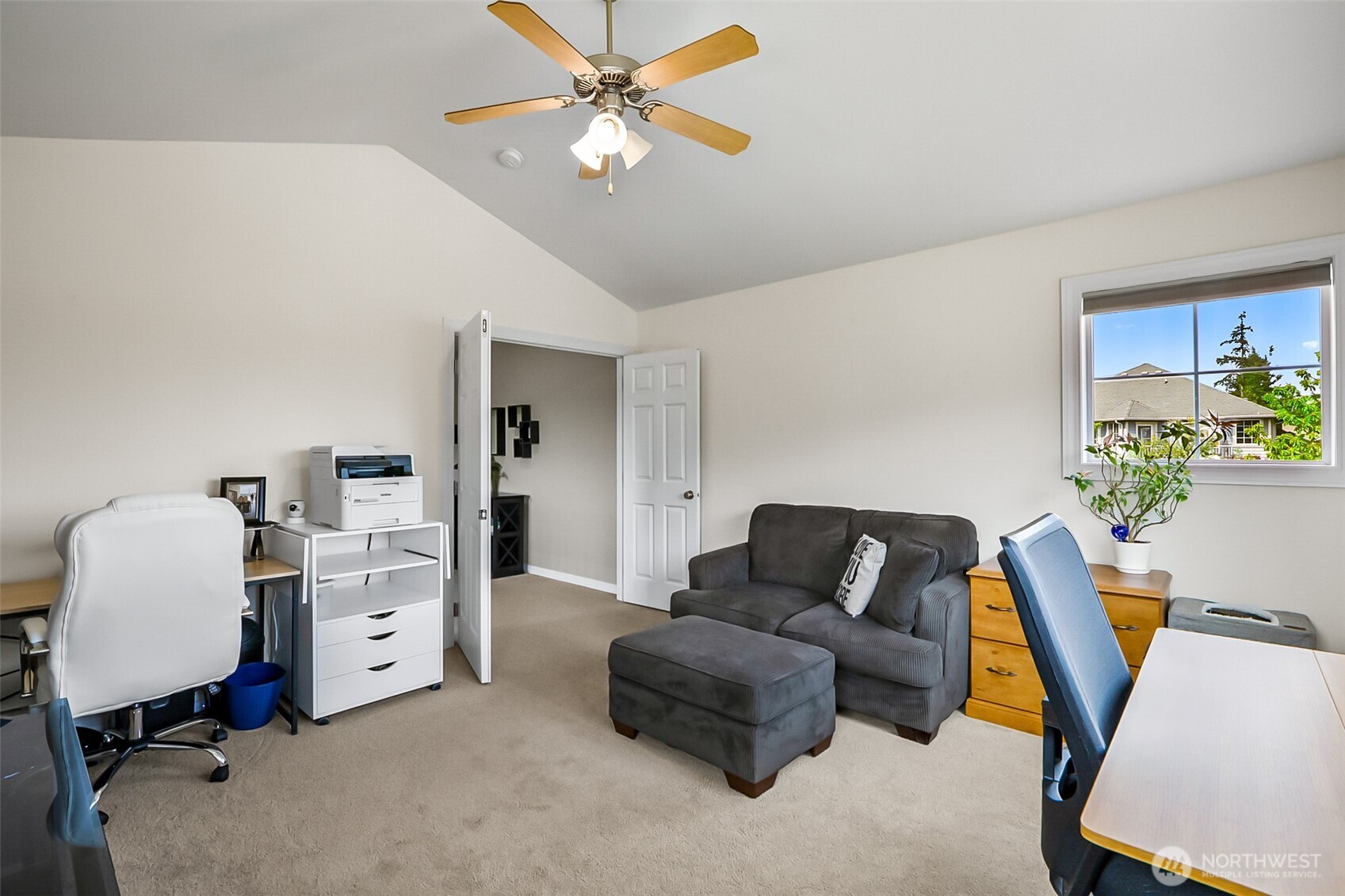 33 Zermatt Court , Camano Island, WA 98282