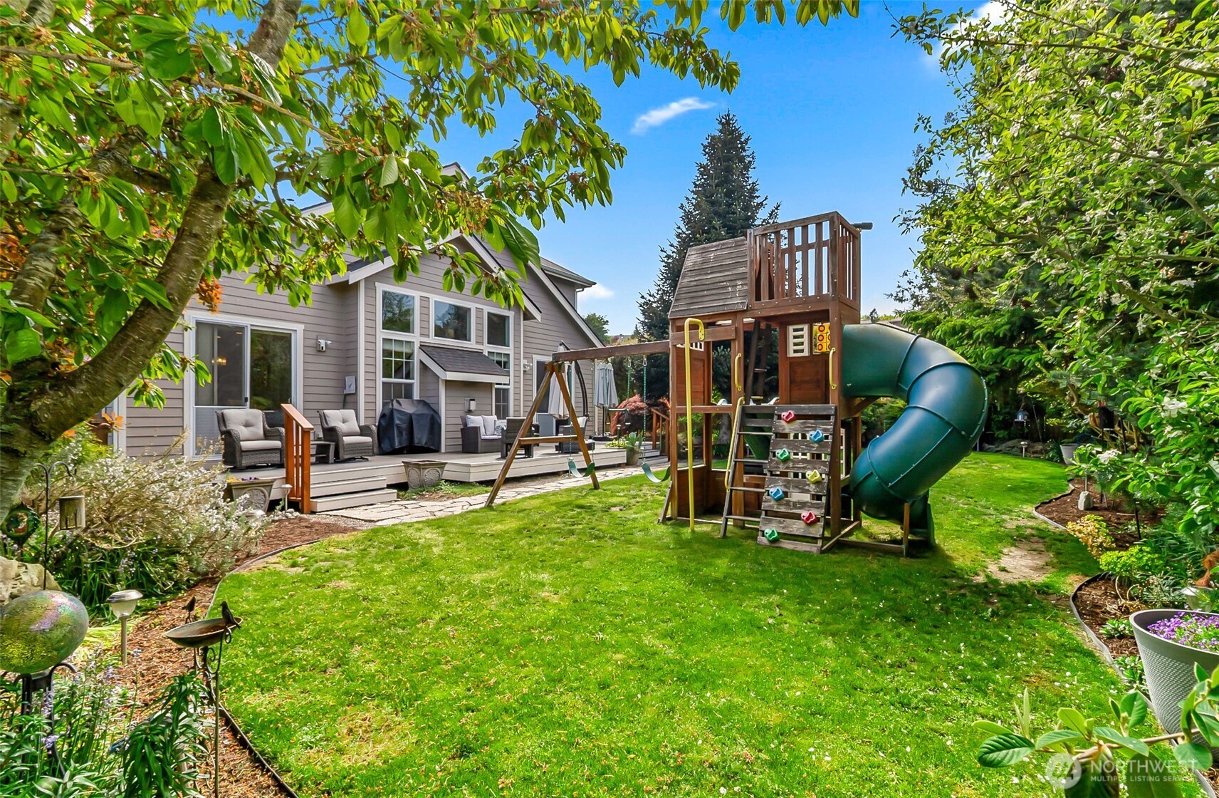 33 Zermatt Court , Camano Island, WA 98282