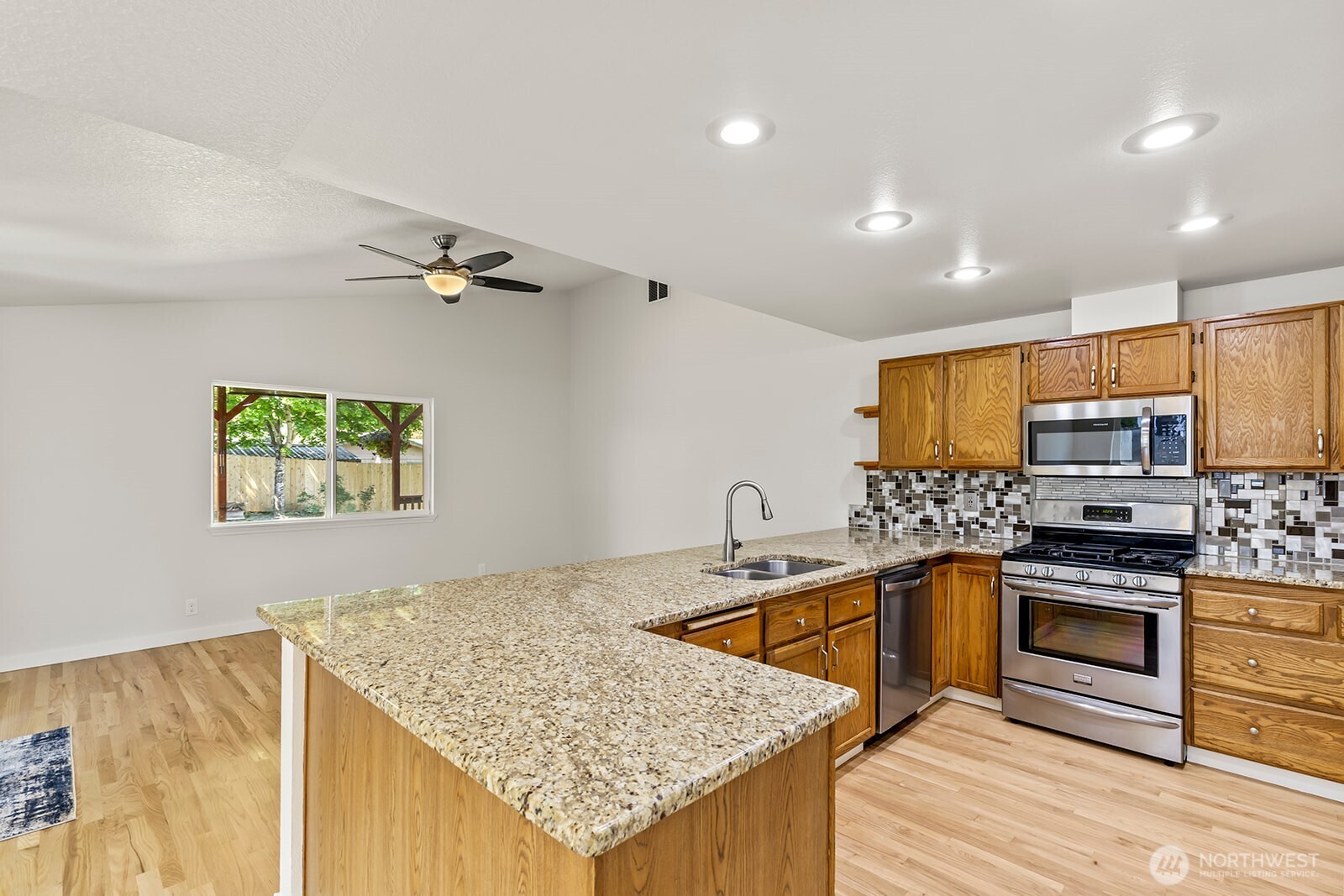 4518 NE 138th Place , Vancouver, WA 98682