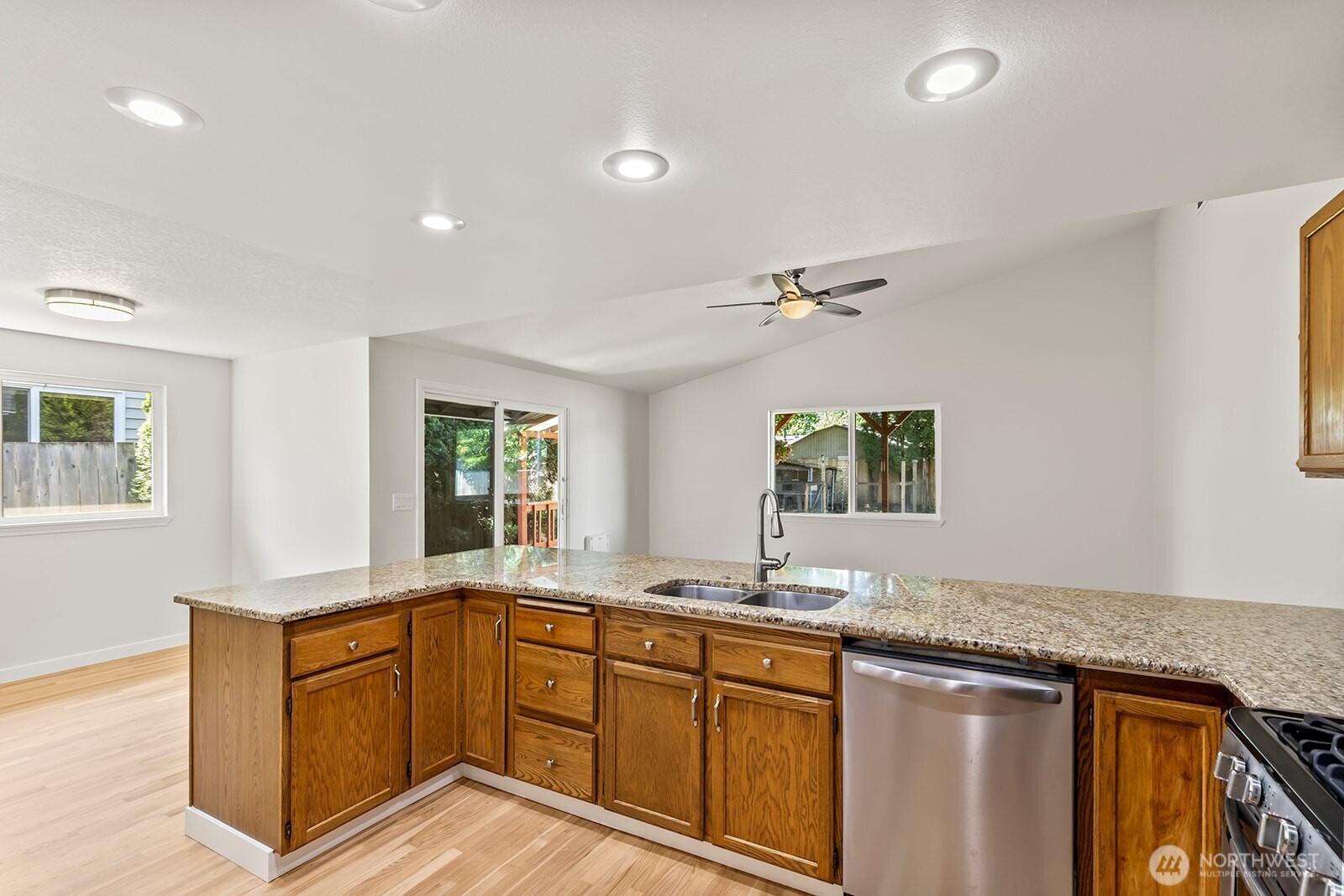 4518 NE 138th Place , Vancouver, WA 98682