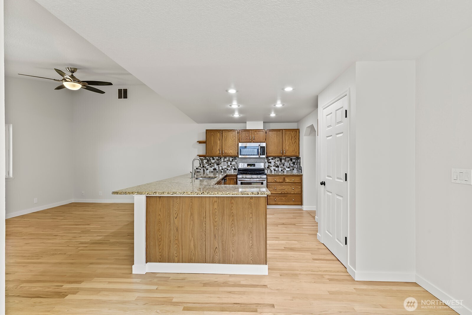 4518 NE 138th Place , Vancouver, WA 98682