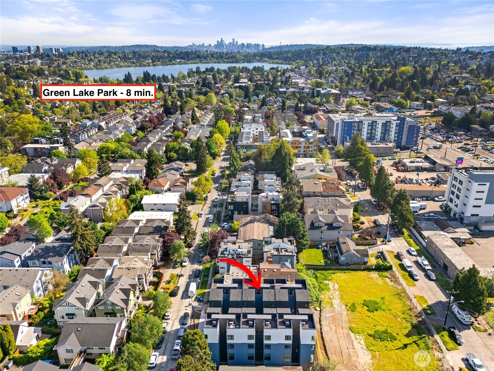 8863 Midvale Avenue N #F, Seattle, WA 98103