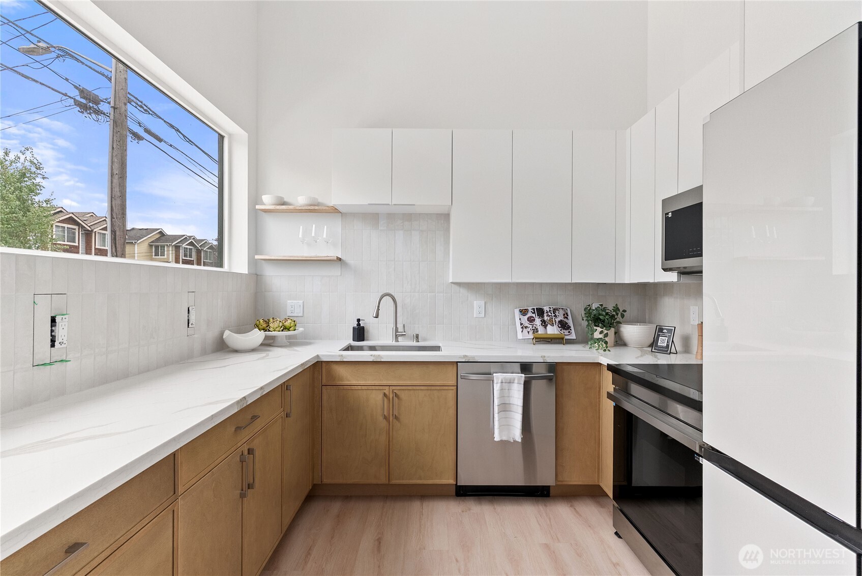 8863 Midvale Avenue N #F, Seattle, WA 98103