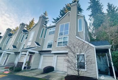 2960 142nd Place SE #2, Bellevue, WA 98007