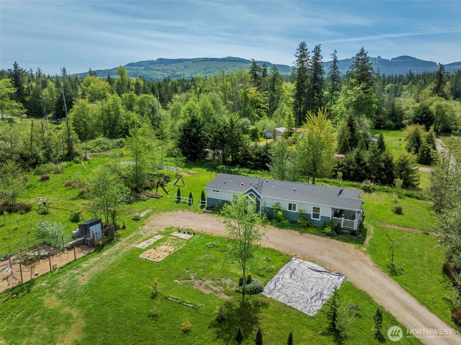 274192 E Hwy 101 , Sequim, WA 98382