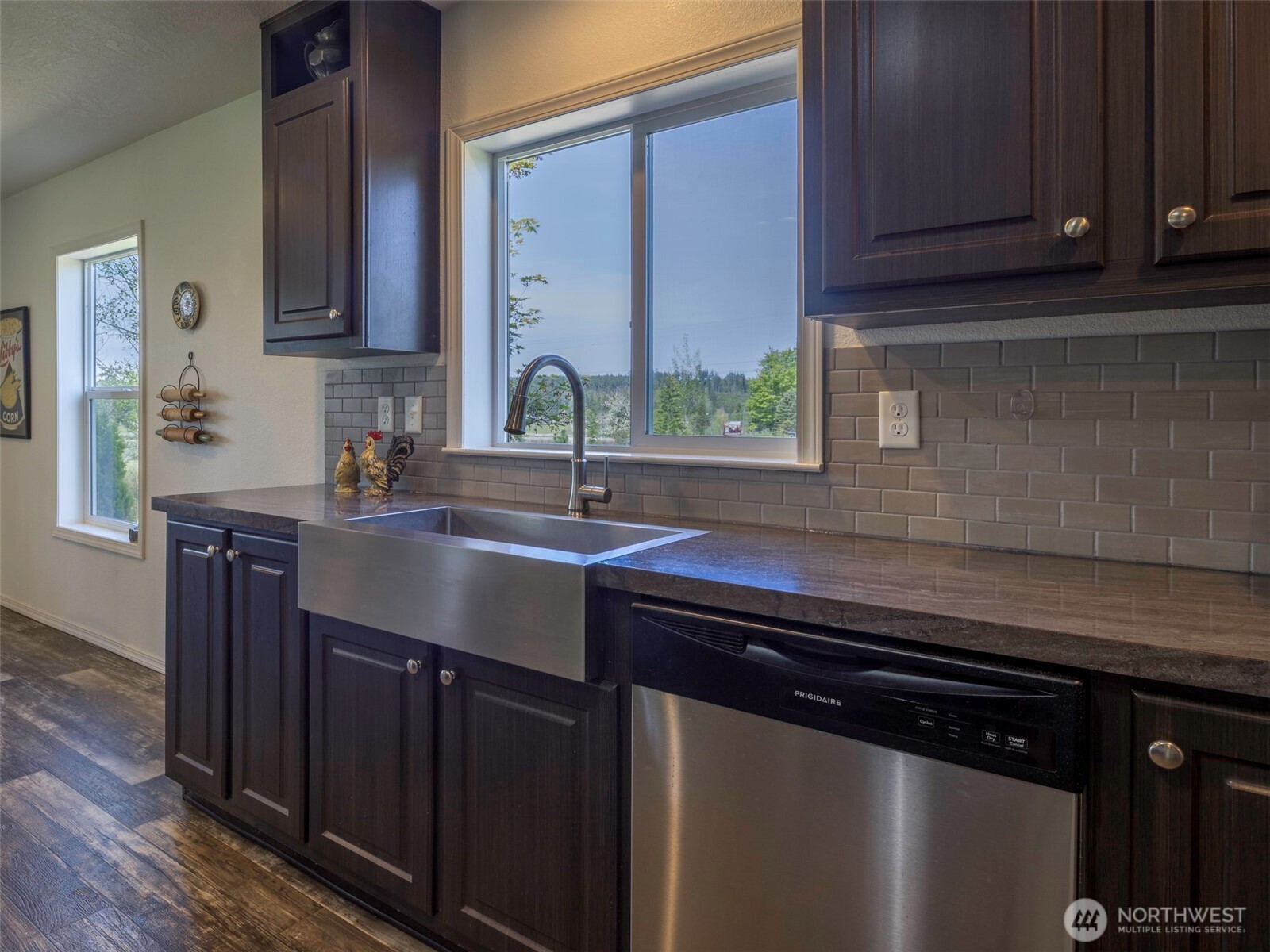 274192 E Hwy 101 , Sequim, WA 98382