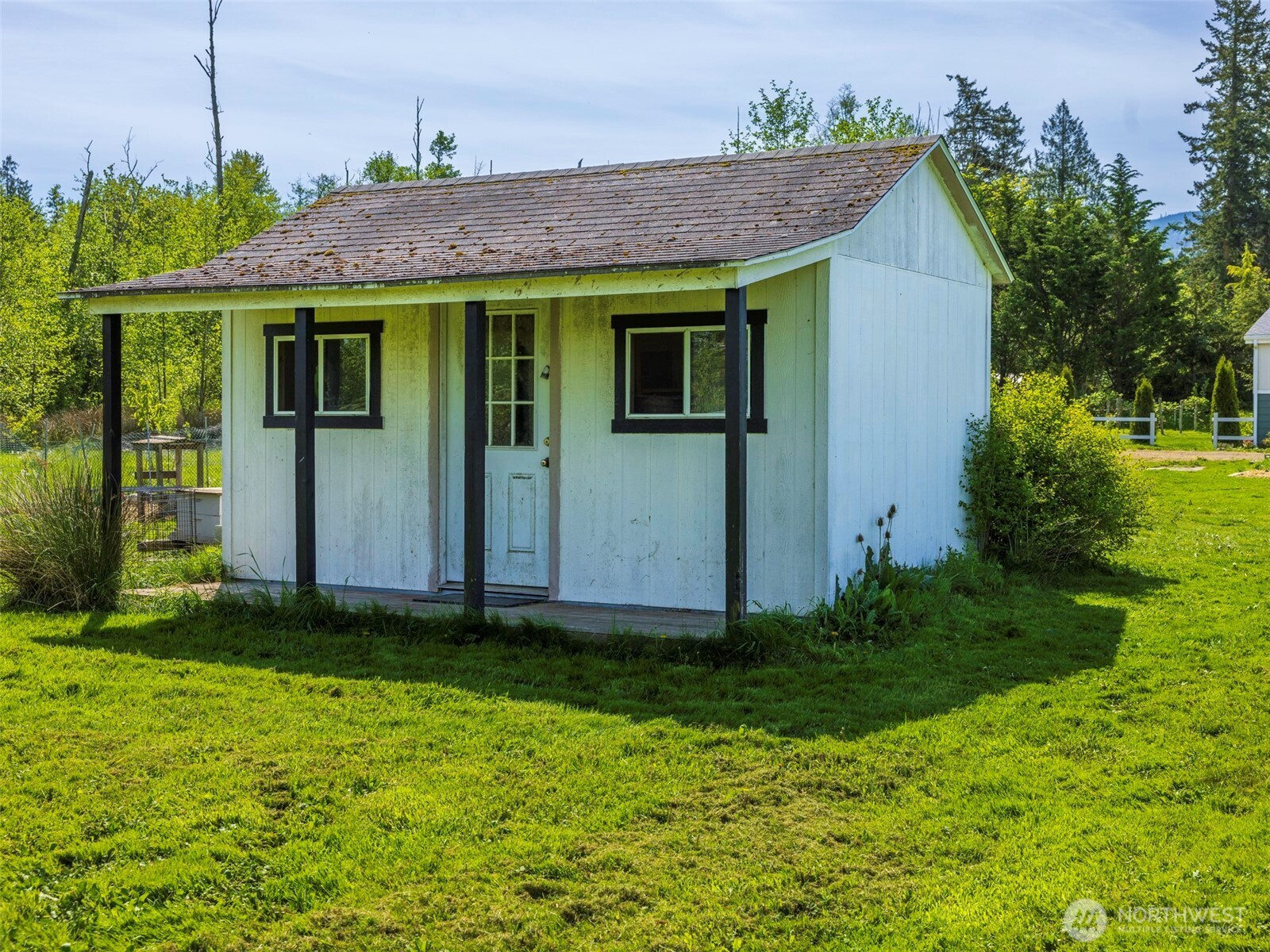274192 E Hwy 101 , Sequim, WA 98382