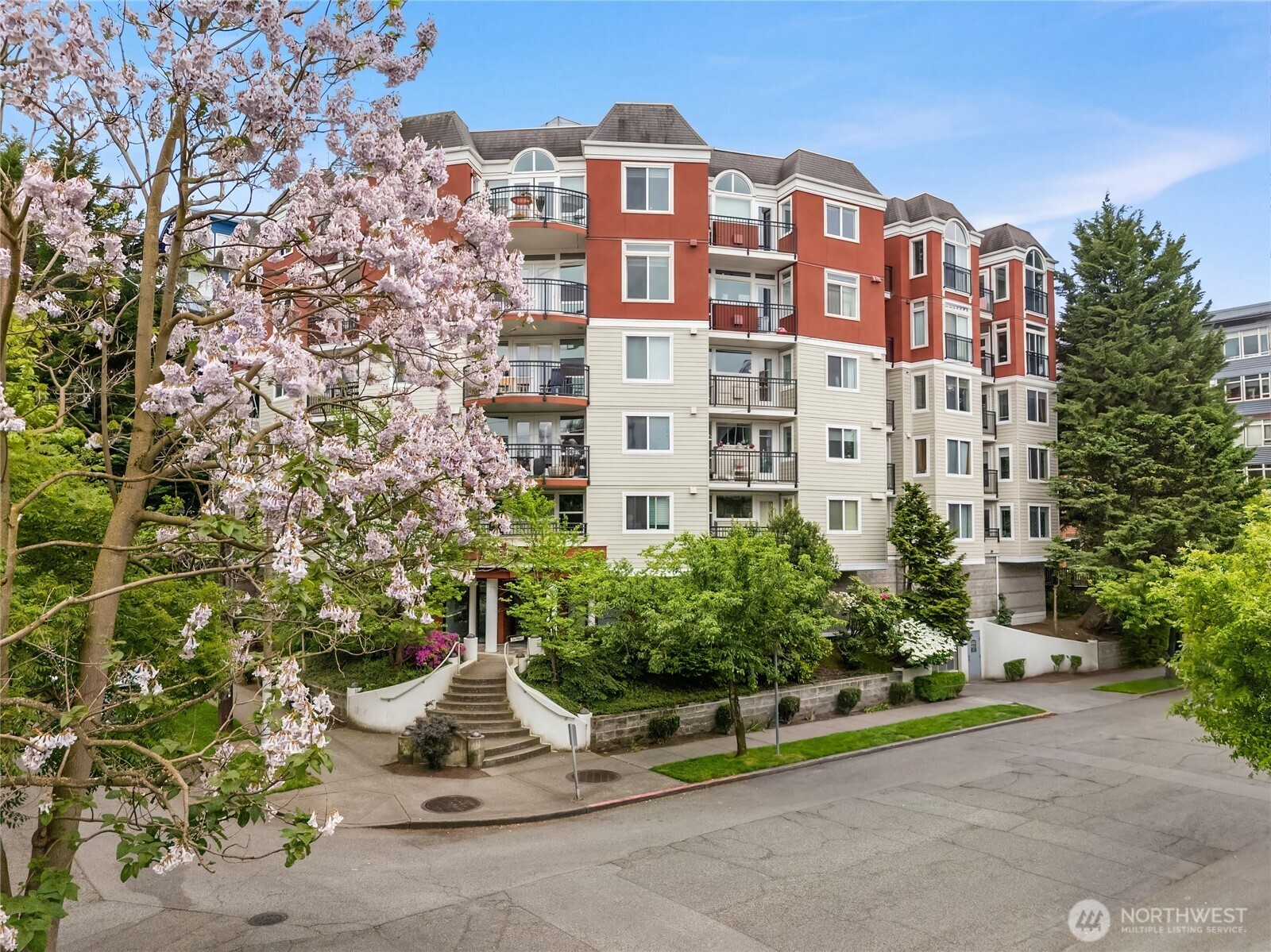 232 Belmont Avenue E #404, Seattle, WA 98102