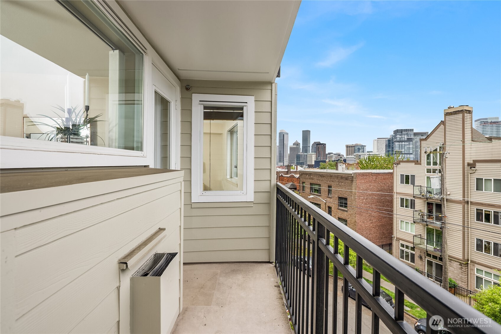 232 Belmont Avenue E #404, Seattle, WA 98102