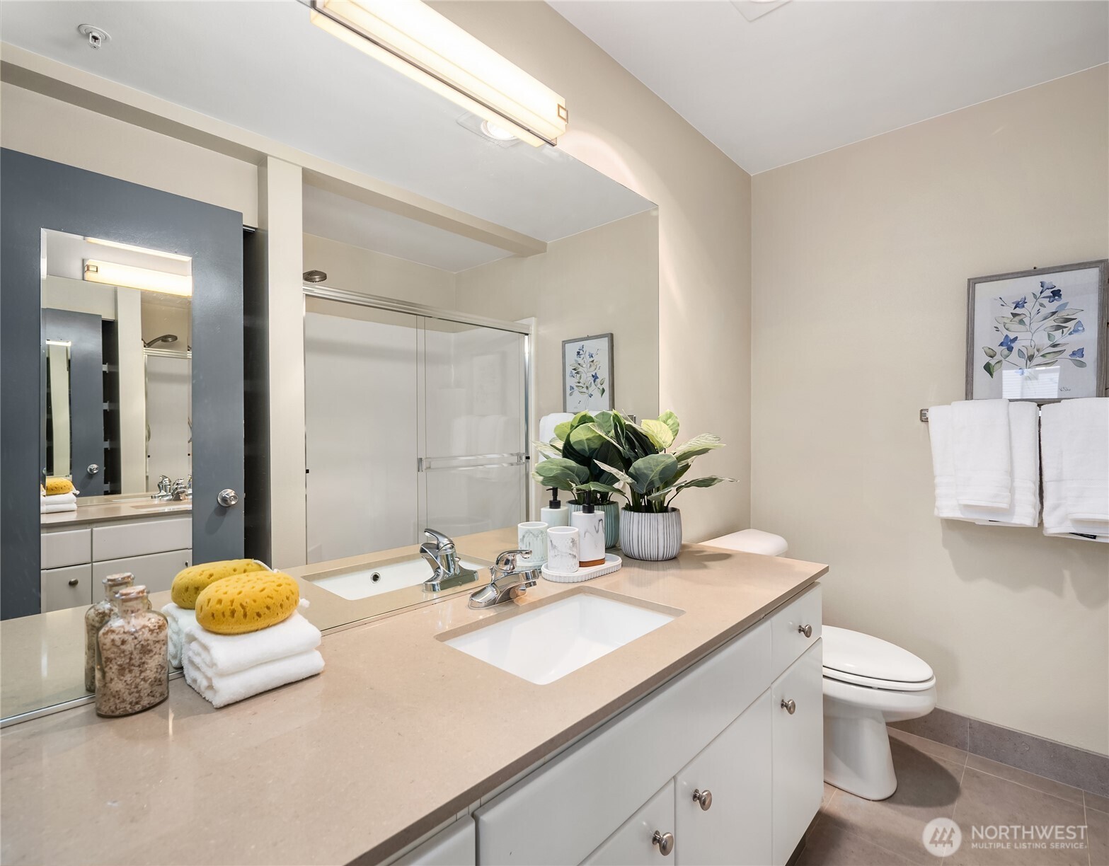 232 Belmont Avenue E #404, Seattle, WA 98102