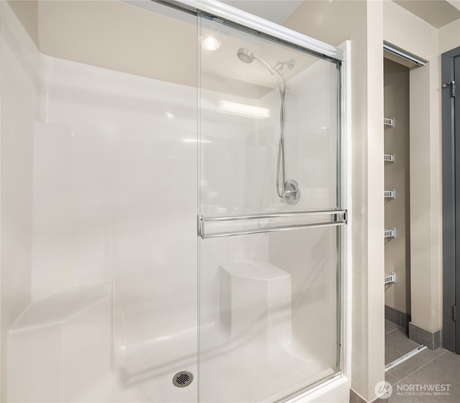 232 Belmont Avenue E #404, Seattle, WA 98102
