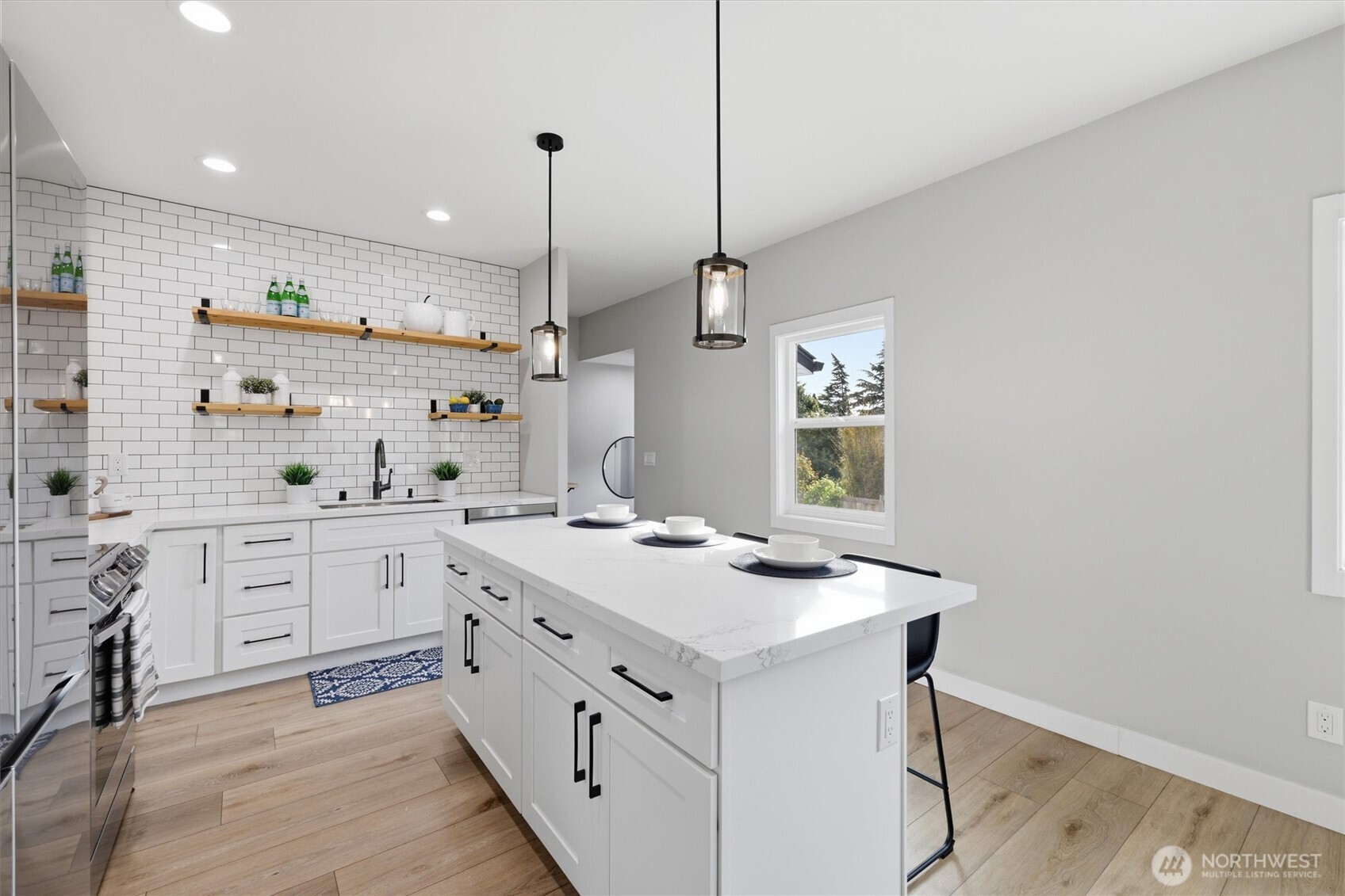 1113 S Pearl Street , Seattle, WA 98108