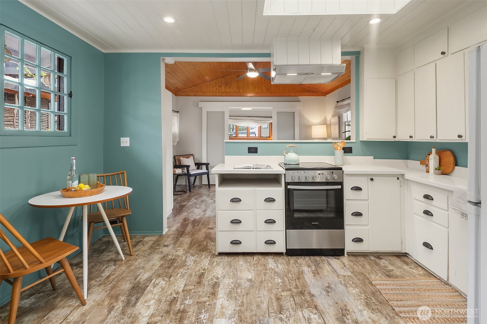 2818 Boyer Avenue E #6, Seattle, WA 98102