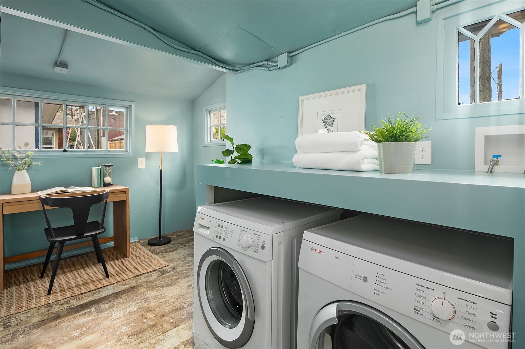 2818 Boyer Avenue E #6, Seattle, WA 98102