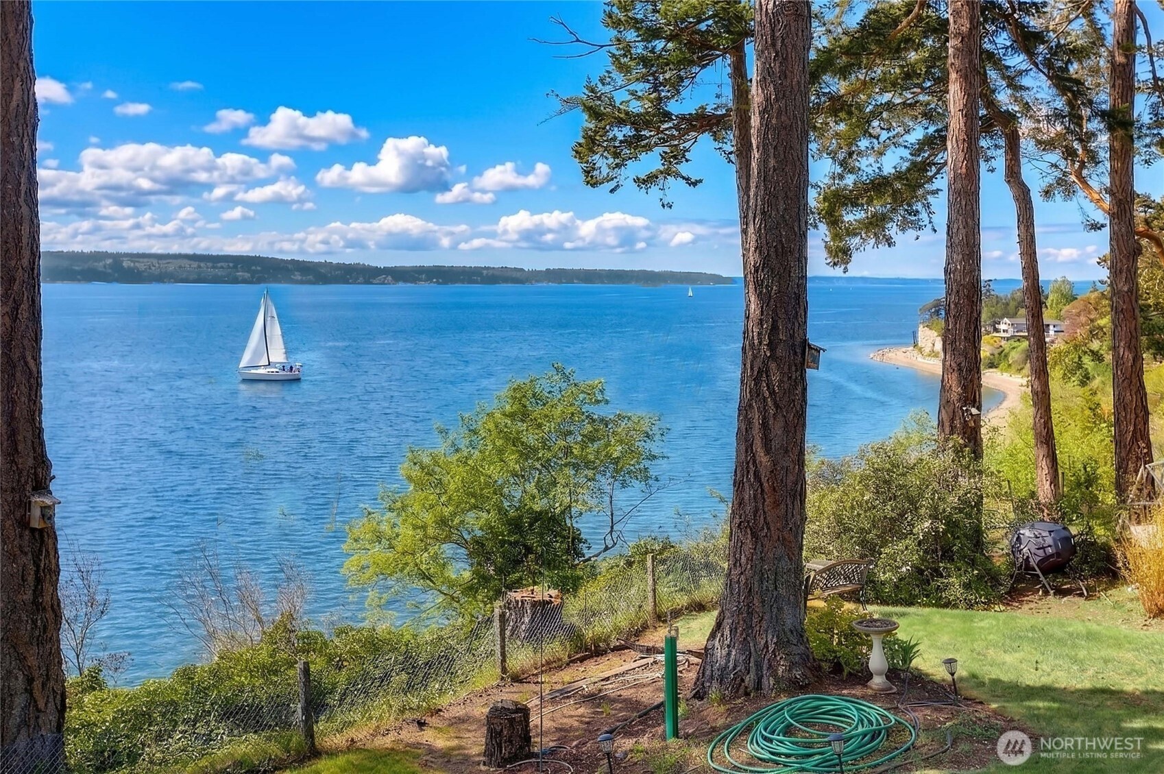 1246 SW Camano Drive , Camano Island, WA 98282