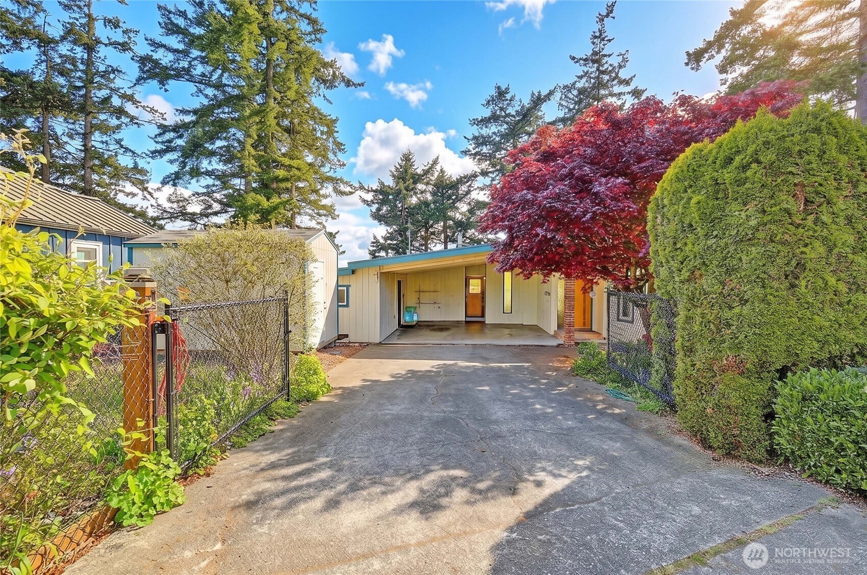 1246 SW Camano Drive , Camano Island, WA 98282