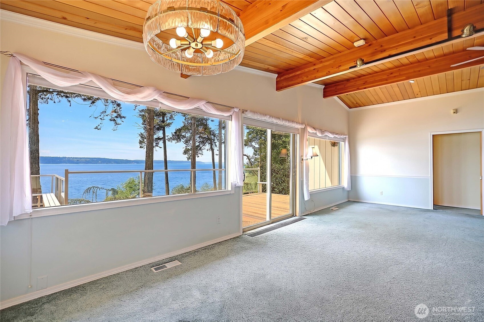 1246 SW Camano Drive , Camano Island, WA 98282