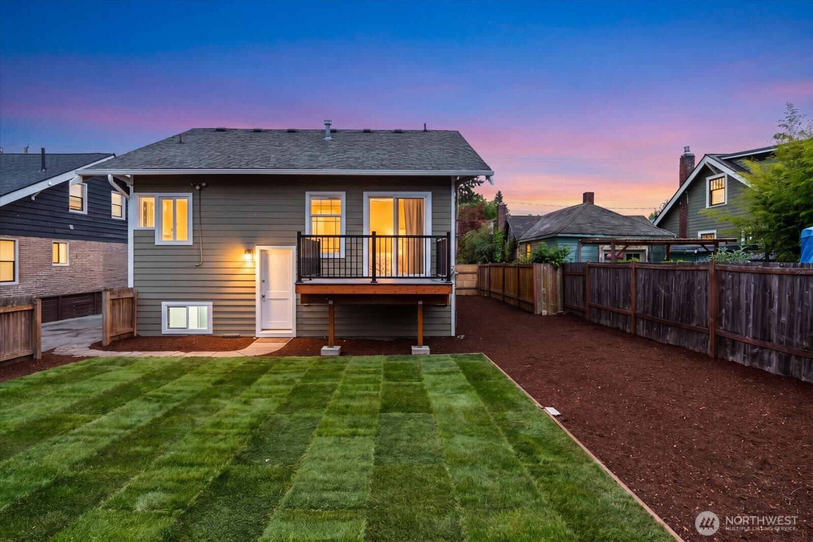127 NE 58th Street , Seattle, WA 98105