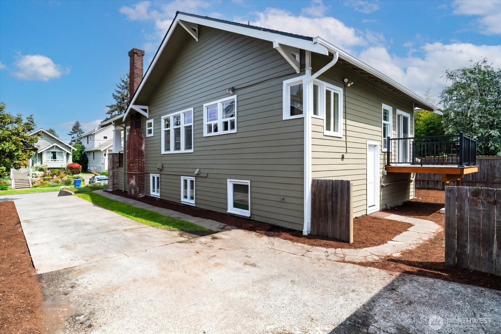 127 NE 58th Street , Seattle, WA 98105