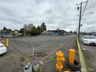 10821 1st Avenue S, Seattle, WA 98168 - Photo 7