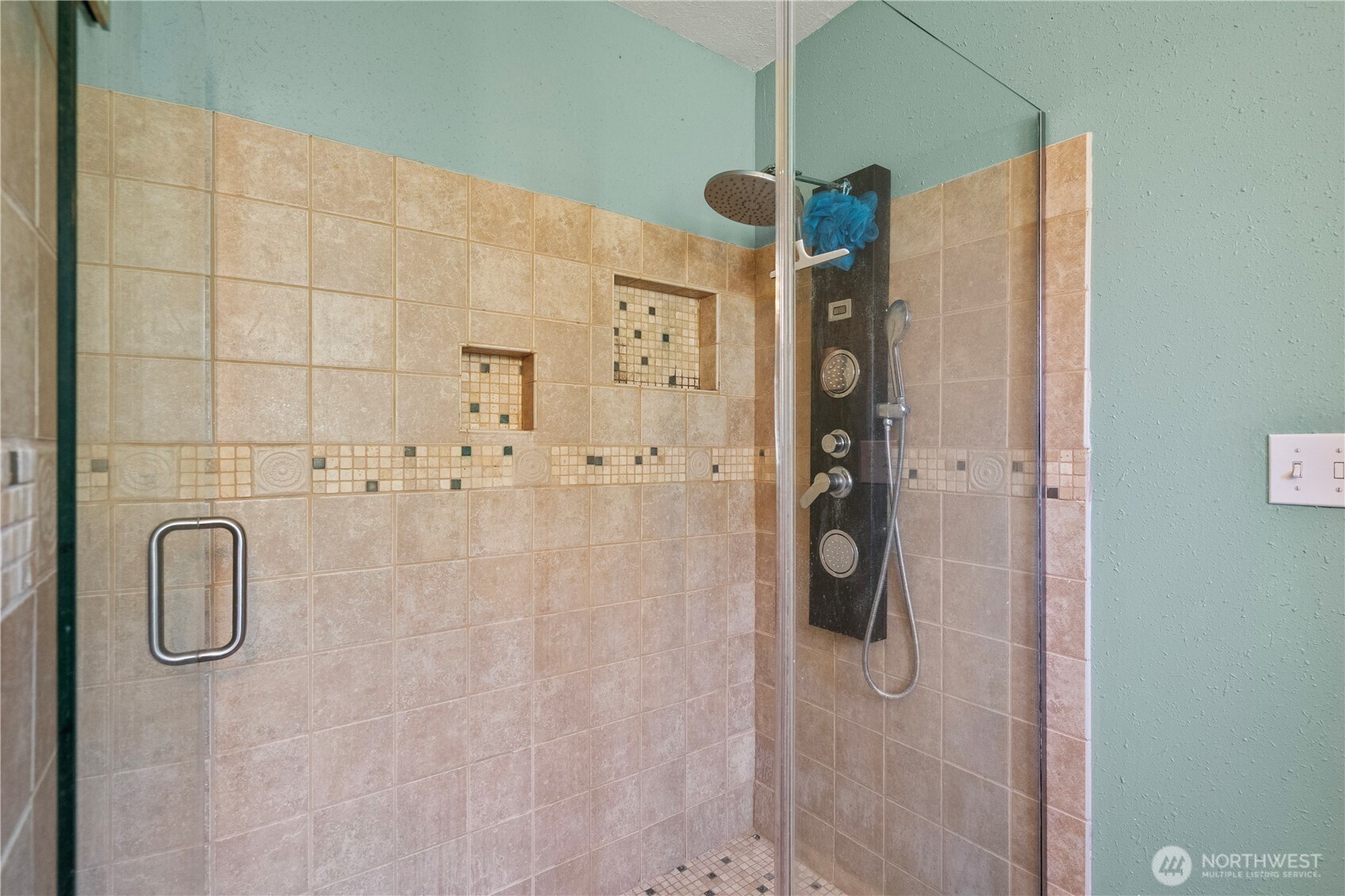 928 W Cherry Street , Centralia, WA 98531