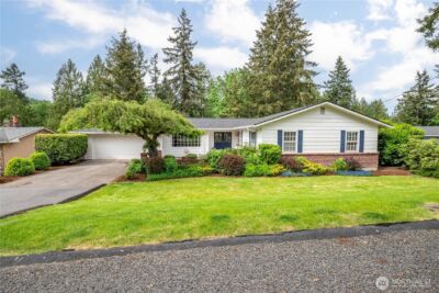 303 E Cedar Lane , Longview, WA 98632